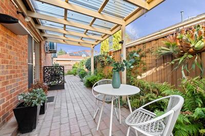 79/8 Pottage Circuit