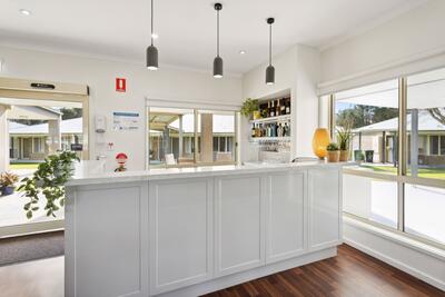 3/104 Country Club Drive