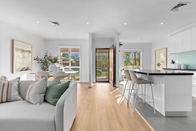 79/8 Pottage Circuit