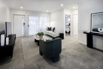 MS/10 Moorhen Street