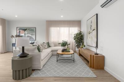 146/100 Station Street