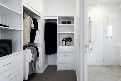 MS/10 Moorhen Street