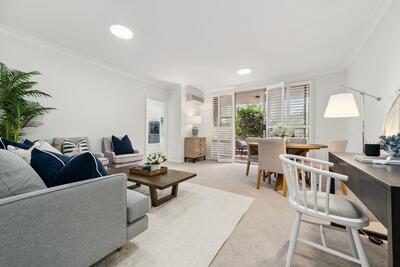 58/2-8 Kitchener Street