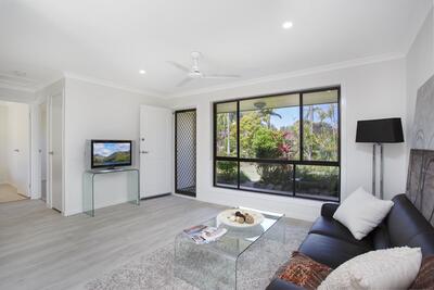 27/5 Mildura Drive