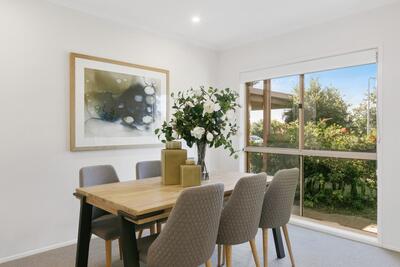 116/100 Station Street