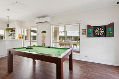 54/104 Country Club Drive