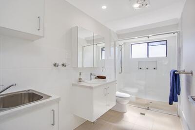 27/5 Mildura Drive