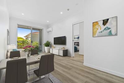 201/21 Gracemere Boulevard